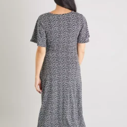 MATERNITY Mono Ditsy Floral Wrap Midi Dress - 8 8 MATERNITY Mono Ditsy Floral Wrap Midi Dress - 8 -Chic Elixir Sales Store tuc140657856 Mono R Z004A