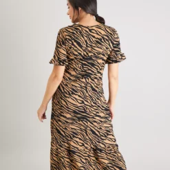 MATERNITY Brown Zebra Print Crinkle Midi Dress - 8 -Chic Elixir Sales Store tuc141371121 Multi20Coloured R Z004A