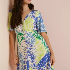 Everbelle Patchwork Floral Mini Dress 18