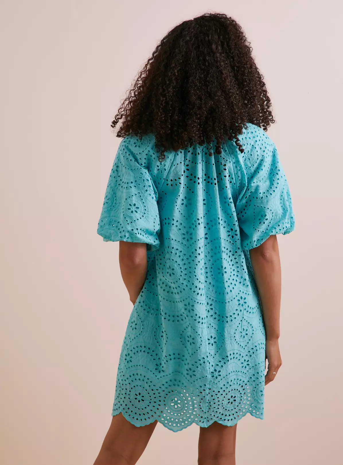 Everbelle Blue Broderie Mini Dress 18 3 Everbelle Blue Broderie Mini Dress 18