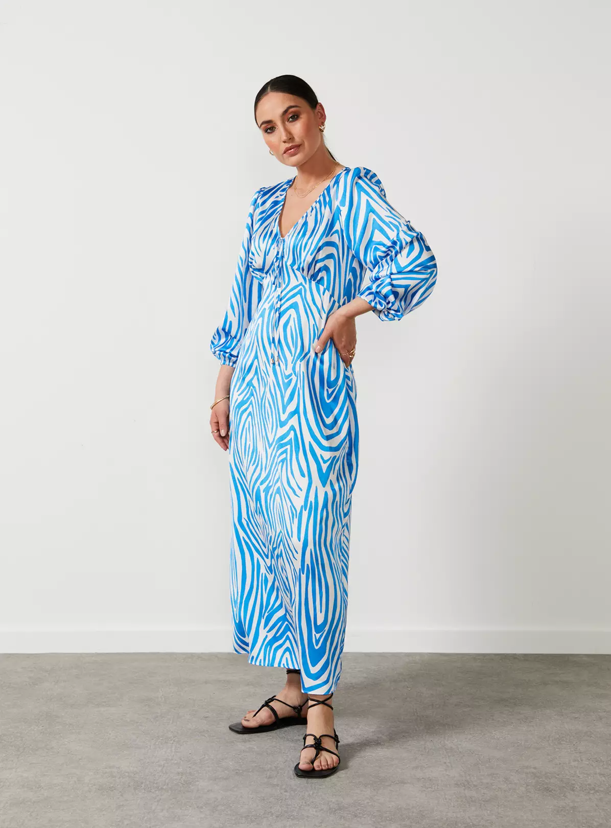 For All The Love Printed Satin Effect Zebra Midi Dress 16 5 For All The Love Printed Satin Effect Zebra Midi Dress 16 - Image 3