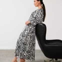 For All The Love Printed Satin Effect Zebra Midi Dress 18 -Chic Elixir Sales Store tuc142760179 Mono R Z001A 1