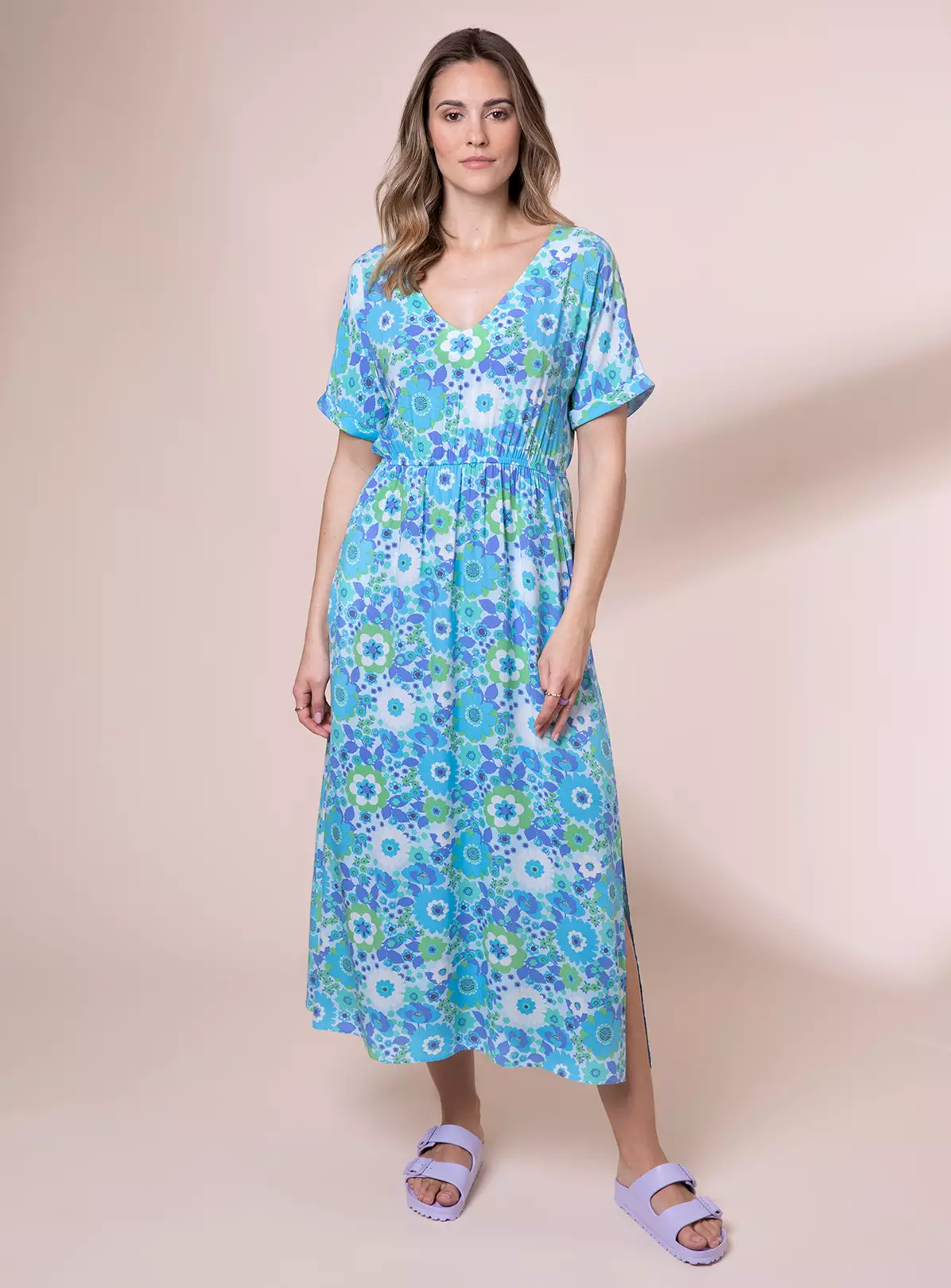 ANORAK Nostalgic Flower EcoVero Short Sleeve Midi Dress 22 5 ANORAK Nostalgic Flower EcoVero Short Sleeve Midi Dress 22 - Image 3