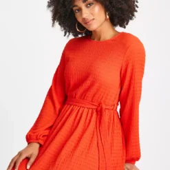 Red Crinkle Tie-Waist Midi Dress 18