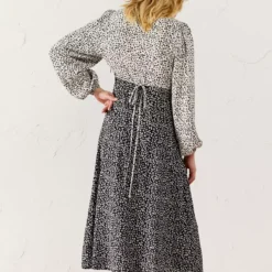 EVERBELLE Star Print Deep V Midi Tea Dress 20 8 EVERBELLE Star Print Deep V Midi Tea Dress 20 -Chic Elixir Sales Store tuc143731610 Multi20Coloured R Z004A