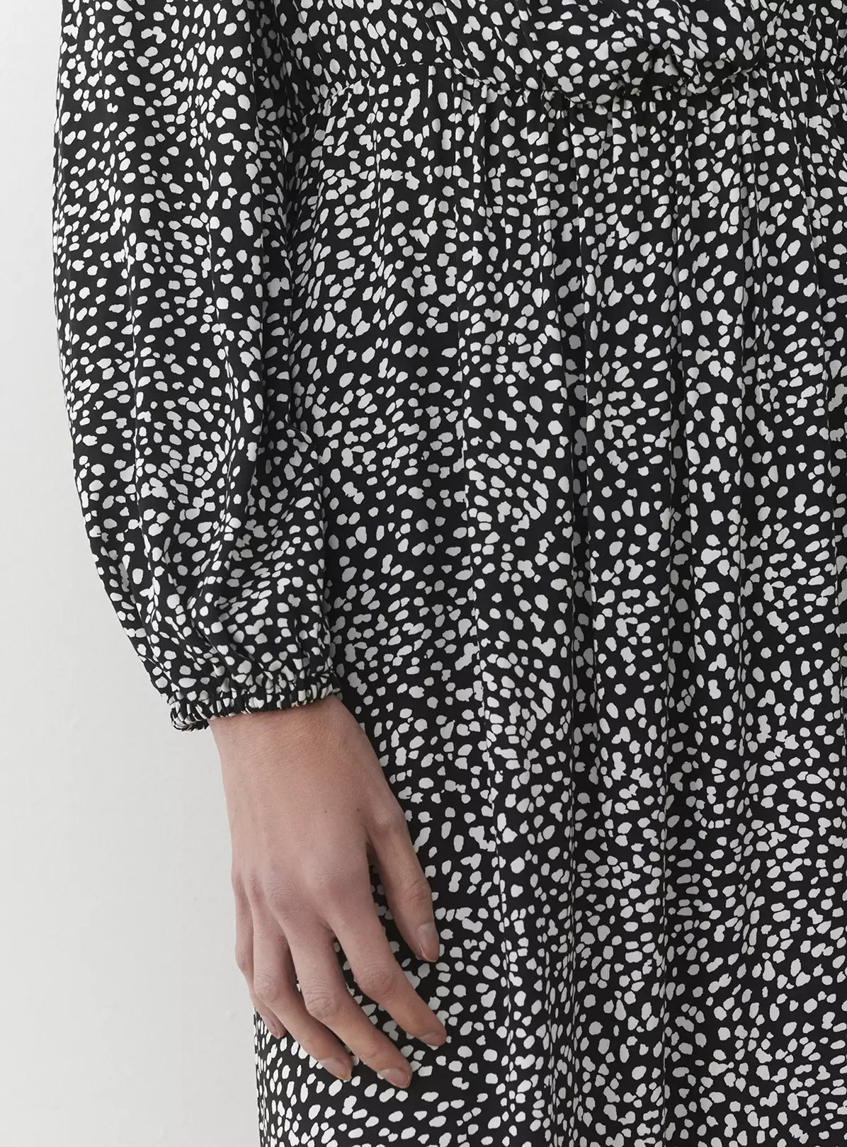 FINERY Suzie Dress 18 5 FINERY Suzie Dress 18 - Image 3