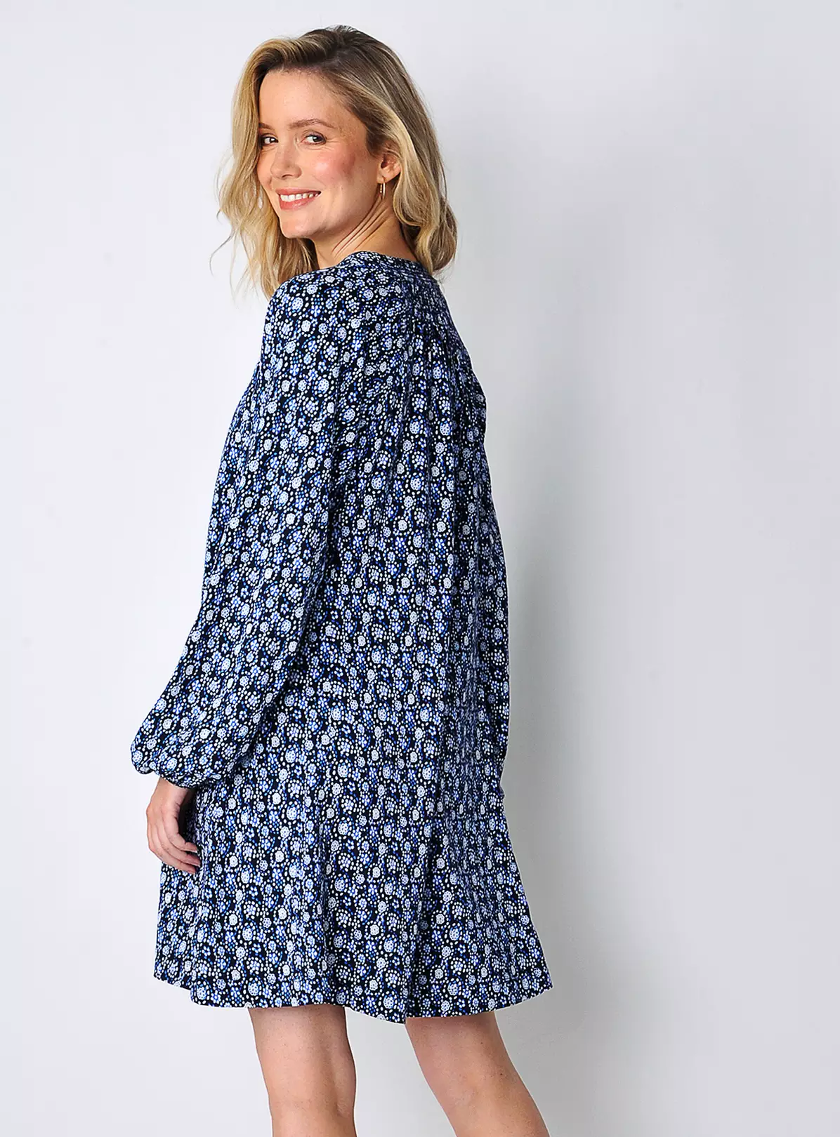 BURGS Sands Womens Button Front Mini Swing Dress Navy 8 5 BURGS Sands Womens Button Front Mini Swing Dress Navy 8 - Image 3