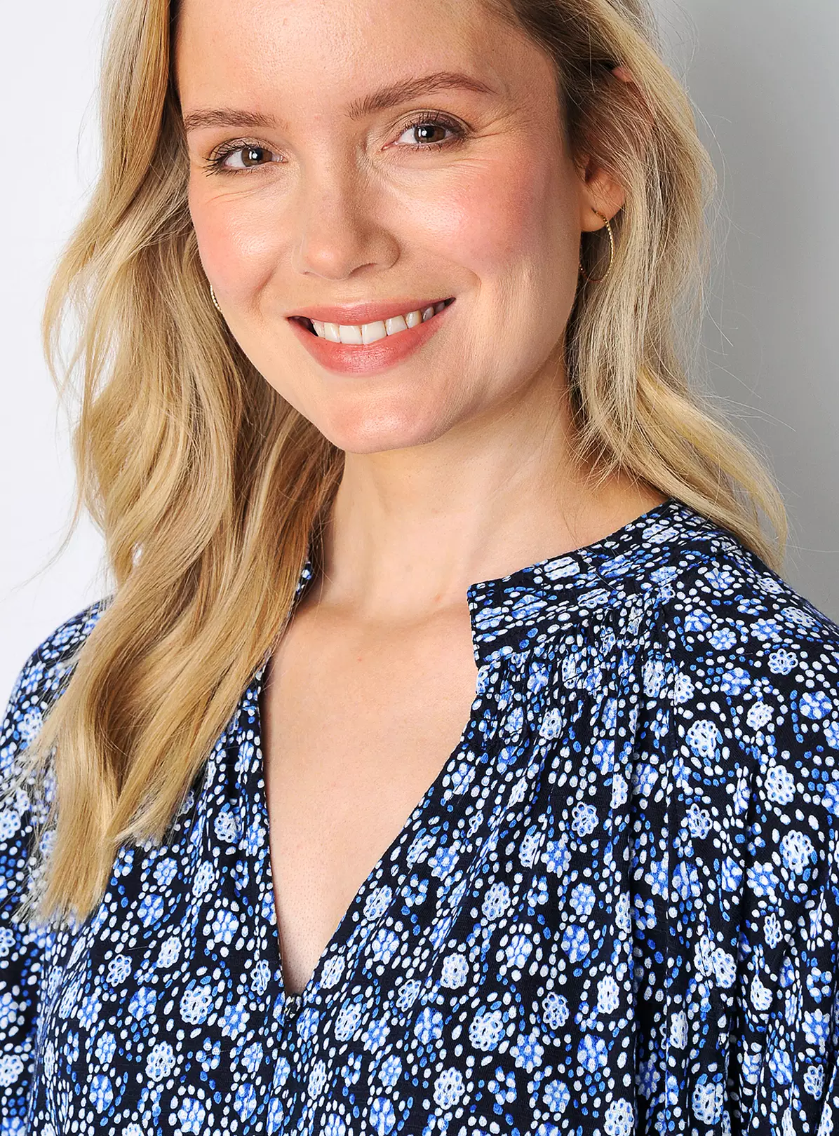 BURGS Sands Womens Button Front Mini Swing Dress Navy 8 6 BURGS Sands Womens Button Front Mini Swing Dress Navy 8 - Image 4