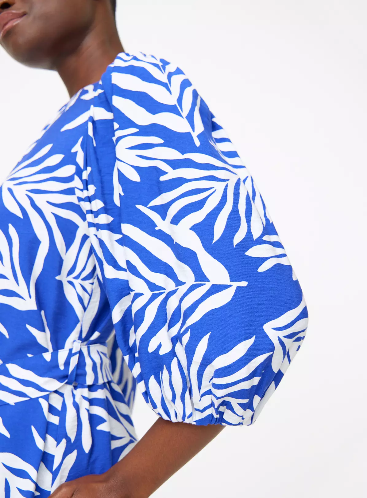 Blue Leaf Print Shift Dress 24 4 Blue Leaf Print Shift Dress 24 - Image 2