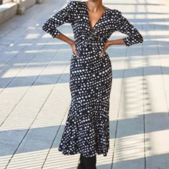 SOSANDAR Black White Twist Front Midi Dress 20 -Chic Elixir Sales Store tuc144545106 Mono R Z001A